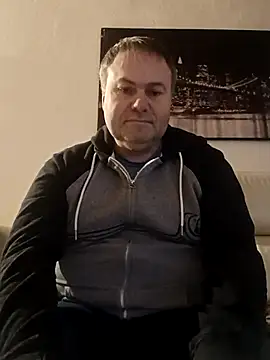 Pourleplasirs online show from February 2025 10:21:02 PM