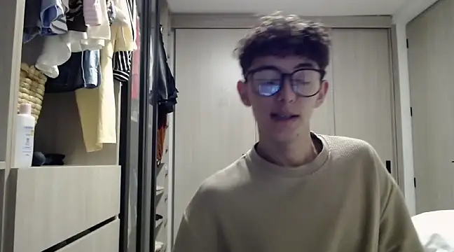 miketwink online show from March 2025 01:24:02 AM