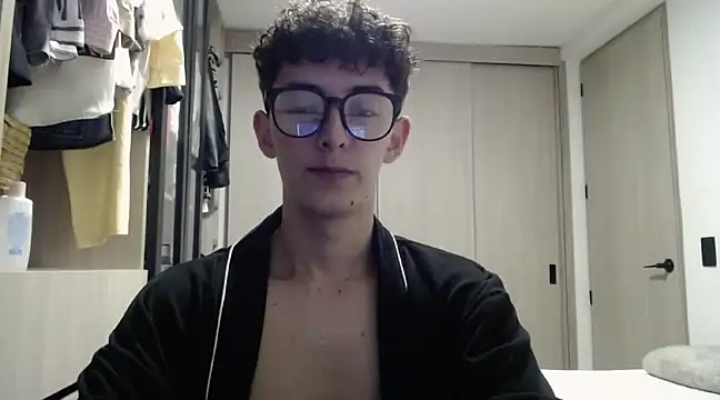 miketwink online show from March 2025 03:10:02 AM