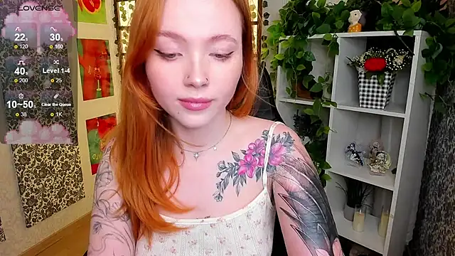 Snapshot of Maya_Light chatting on March 2025 11:38:02 AM Maya Light online show from March 2025 11:38:02 AM