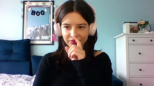 LariceSexy online show from October 2025 12:12:02 PM