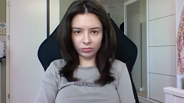 LariceSexy online show from December 2025 01:05:01 PM