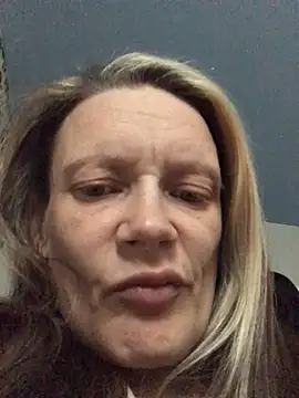 blondey206 online show from February 2026 05:01:01 PM