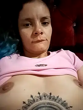 Ariasmithog online show from November 2025 12:24:02 AM