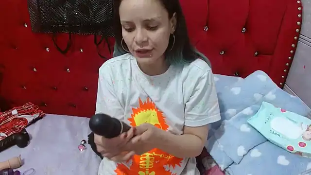 Ariasmithog online show from February 2026 09:15:02 PM