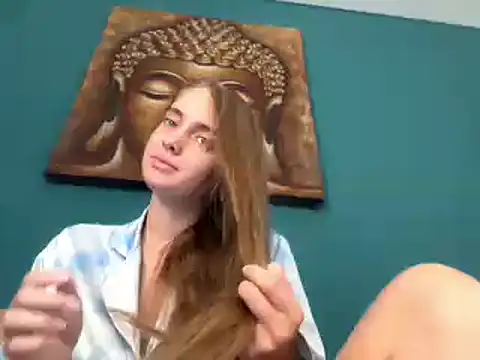 Snapshot of valure_lera chatting on February 2025 10:36:02 PM valure lera online show from February 2025 10:36:02 PM