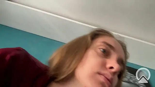 Snapshot of valure_lera chatting on March 2025 08:38:02 PM valure lera online show from March 2025 08:38:02 PM