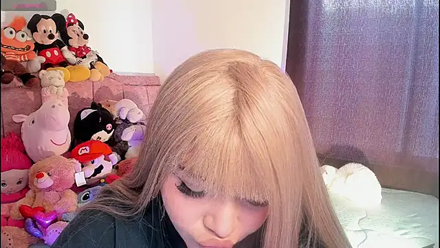 Snapshot of ImamDahian chatting on October 2025 08:22:02 PM ImamDahian online show from October 2025 08:22:02 PM