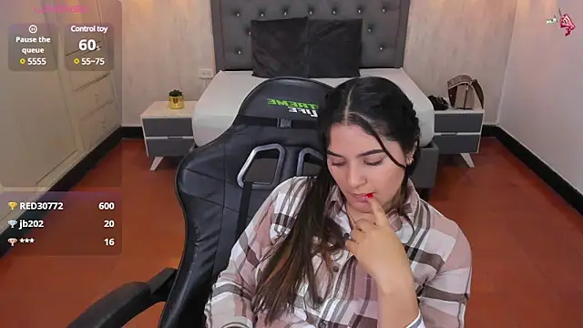 Hadley  online show from March 2025 09:29:01 AM