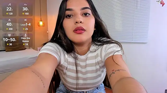 Hadley  online show from March 2025 03:29:02 AM