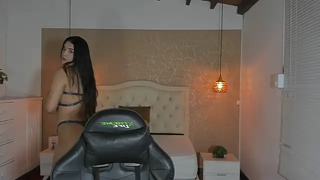 Hadley  online show from October 2025 02:23:01 AM