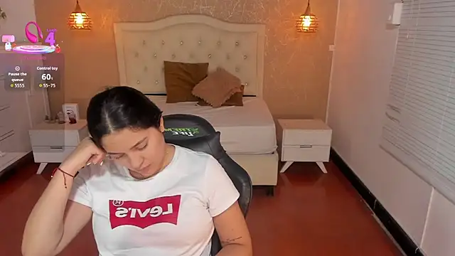 Hadley  online show from December 2025 03:11:02 AM