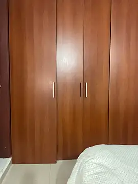 eileensophi online show from February 2026 03:18:01 AM