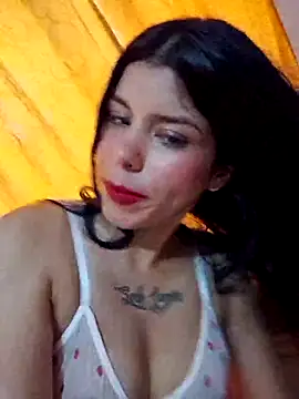 Angela Sophie online show from October 2025 05:02:02 PM