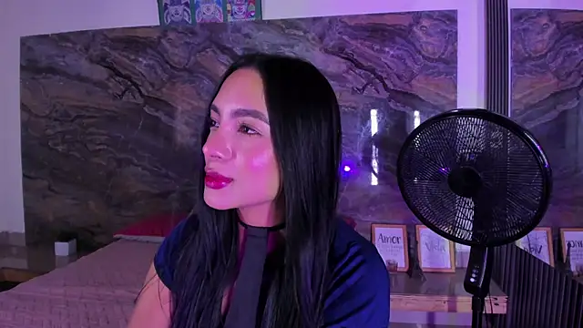 Estefy gomez09 online show from July 2026 01:06:01 PM