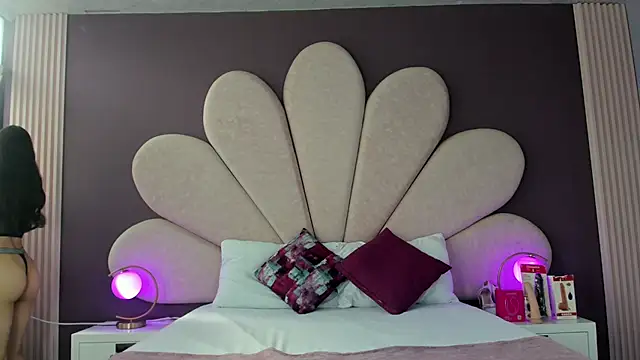CandyLuxury   online show from July 2026 08:27:01 PM
