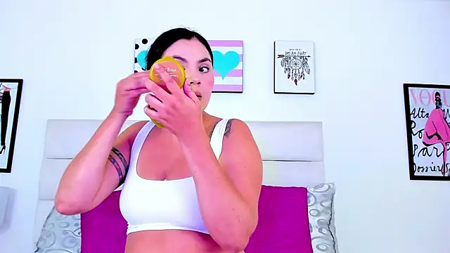 BrielaDiCaprio online show from October 2025 07:47:02 PM