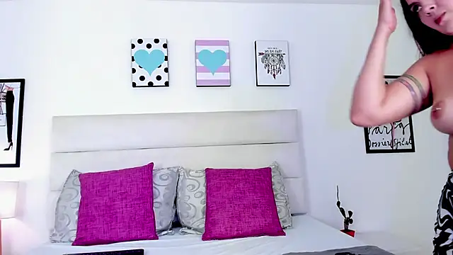 BrielaDiCaprio online show from October 2025 07:45:02 PM