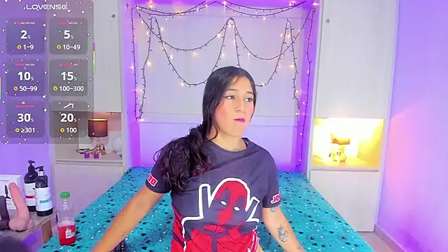 Snapshot of CandyyMaria chatting on November 2025 07:46:02 PM CandyyMaria online show from November 2025 07:46:02 PM