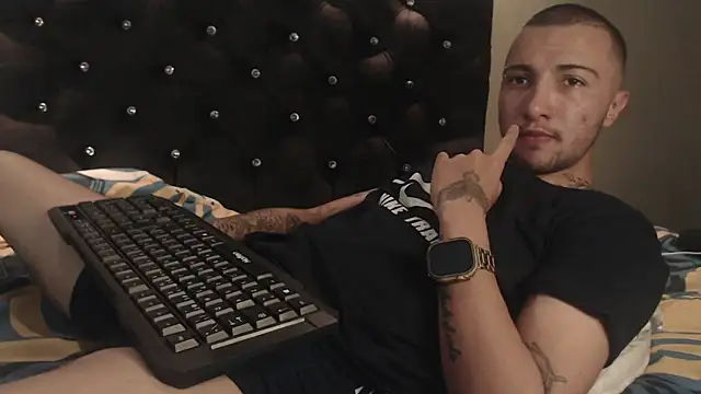 FemToMale online show from March 2025 11:47:02 PM