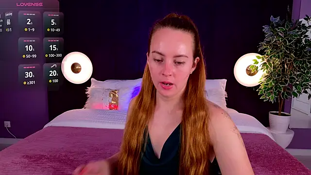 Snapshot of JaniceCollins chatting on July 2026 02:25:02 AM JaniceCollins online show from July 2026 02:25:02 AM