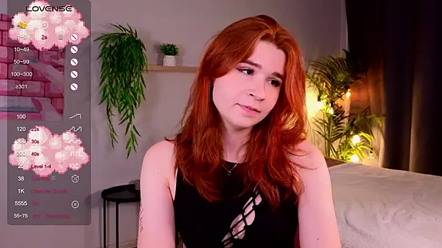 Anncouette  online show from March 2025 01:37:01 PM