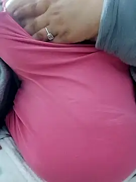 Snapshot of pora-34 chatting on February 2025 06:20:02 PM pora-34 online show from February 2025 06:20:02 PM