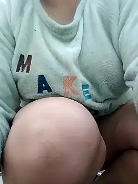 Snapshot of pora-34 chatting on February 2025 05:07:02 PM pora-34 online show from February 2025 05:07:02 PM