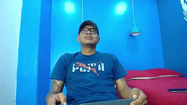Snapshot of Saipadpuer30 chatting on February 2025 03:48:01 AM Saipadpuer30 online show from February 2025 03:48:01 AM