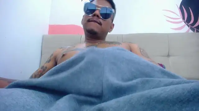Snapshot of Saipadpuer30 chatting on March 2025 01:35:02 AM Saipadpuer30 online show from March 2025 01:35:02 AM