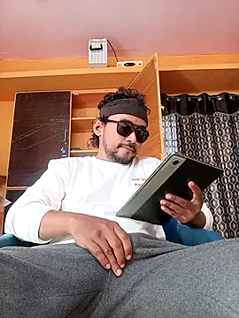 bigcock thick online show from April 2026 02:03:02 AM