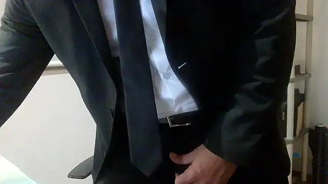 66MA69 online show from April 2026 04:15:01 AM