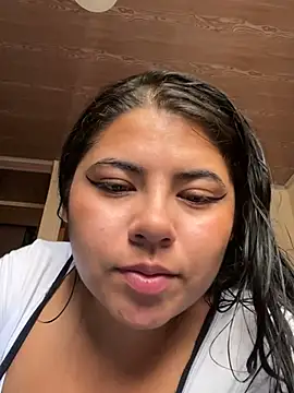 viccky vick online show from February 2025 05:09:01 PM