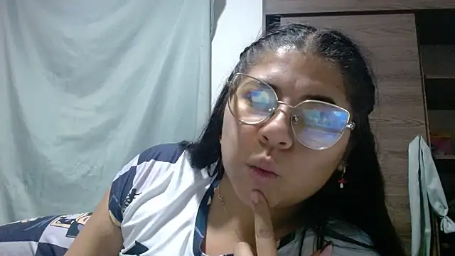 viccky vick online show from June 2026 06:52:02 AM