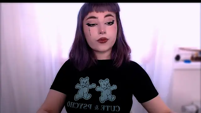 purplewitch online show from December 2025 05:47:02 AM