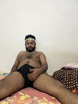 Snapshot of SoloChill chatting on June 2026 01:04:02 AM SoloChill online show from June 2026 01:04:02 AM