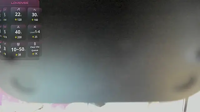IZZY BEAUTIFUL online show from March 2025 10:49:02 PM