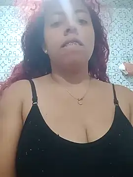 Snapshot of alexandraluv chatting on February 2025 04:24:01 PM alexandraluv online show from February 2025 04:24:01 PM