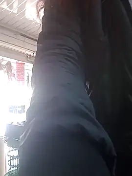 Snapshot of alexandraluv chatting on February 2025 07:21:01 PM alexandraluv online show from February 2025 07:21:01 PM