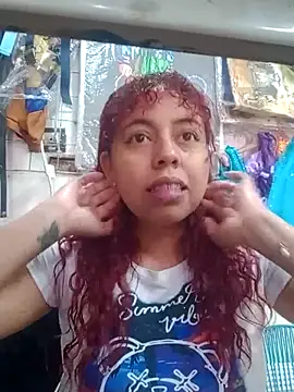 Snapshot of alexandraluv chatting on February 2025 07:19:02 PM alexandraluv online show from February 2025 07:19:02 PM