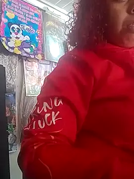 Snapshot of alexandraluv chatting on March 2025 04:57:02 PM alexandraluv online show from March 2025 04:57:02 PM