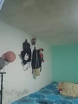 Snapshot of alexandraluv chatting on March 2025 04:00:02 PM alexandraluv online show from March 2025 04:00:02 PM