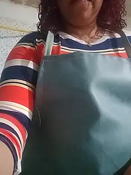 Snapshot of alexandraluv chatting on March 2025 12:17:01 PM alexandraluv online show from March 2025 12:17:01 PM