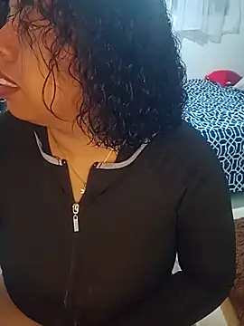 Snapshot of alexandraluv chatting on September 2025 04:07:02 PM alexandraluv online show from September 2025 04:07:02 PM