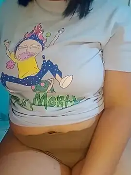 Snapshot of alexandraluv chatting on September 2025 01:07:02 AM alexandraluv online show from September 2025 01:07:02 AM