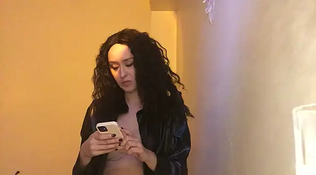 Snapshot of seductress444 chatting on February 2025 06:16:01 PM seductress444 online show from February 2025 06:16:01 PM