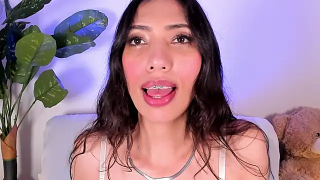 Miss veronicaa2 online show from April 2026 01:24:02 PM