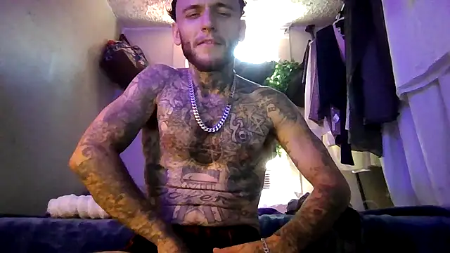 cruz815 online show from September 2025 05:59:01 PM