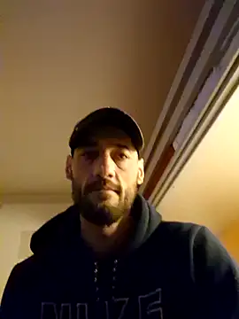 enzo4586 online show from January 2025 11:07:01 PM