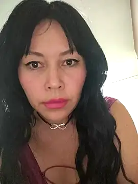 Snapshot of KellyPerlaxxx chatting on October 2025 04:03:02 PM KellyPerlaxxx online show from October 2025 04:03:02 PM